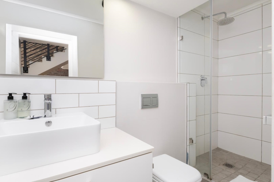2 Bedroom Property for Sale in Woodstock Western Cape